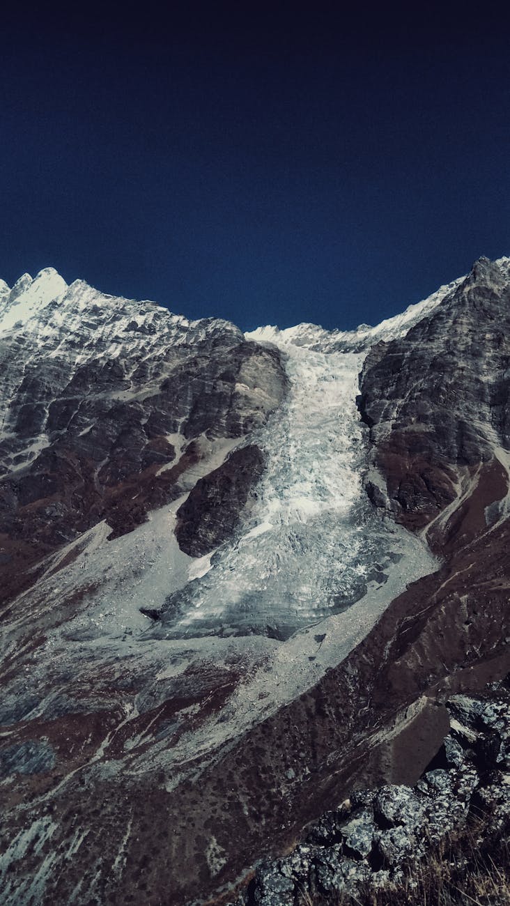 Revocación judicial permite que la reforma de Glaciares entre en vigencia